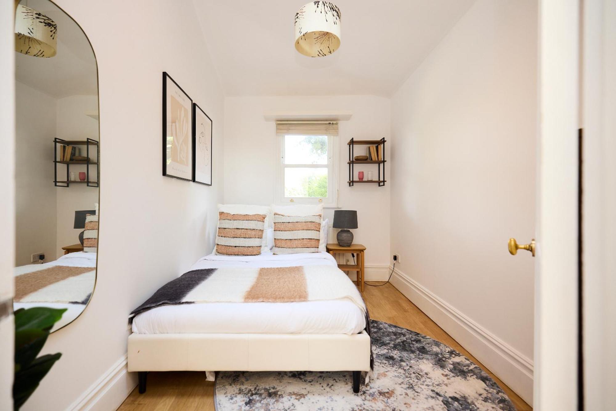 Apartment The West Hill Place - Dazzling 2bdr Flat *