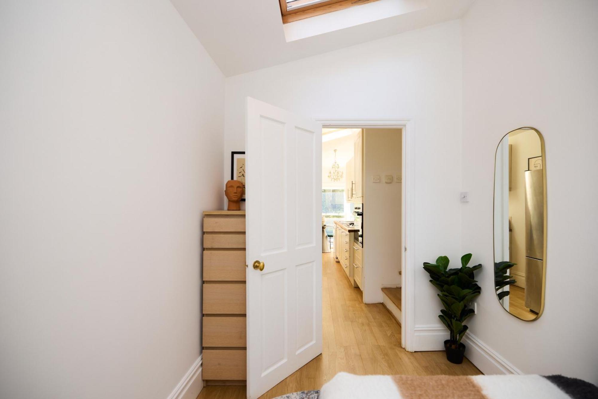 The West Hill Place - Dazzling 2bdr Flat Londra